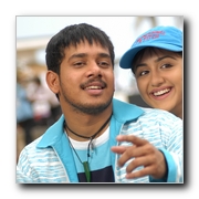 Azhagai Irukirai Bayamai Irukirathu Photo Gallery